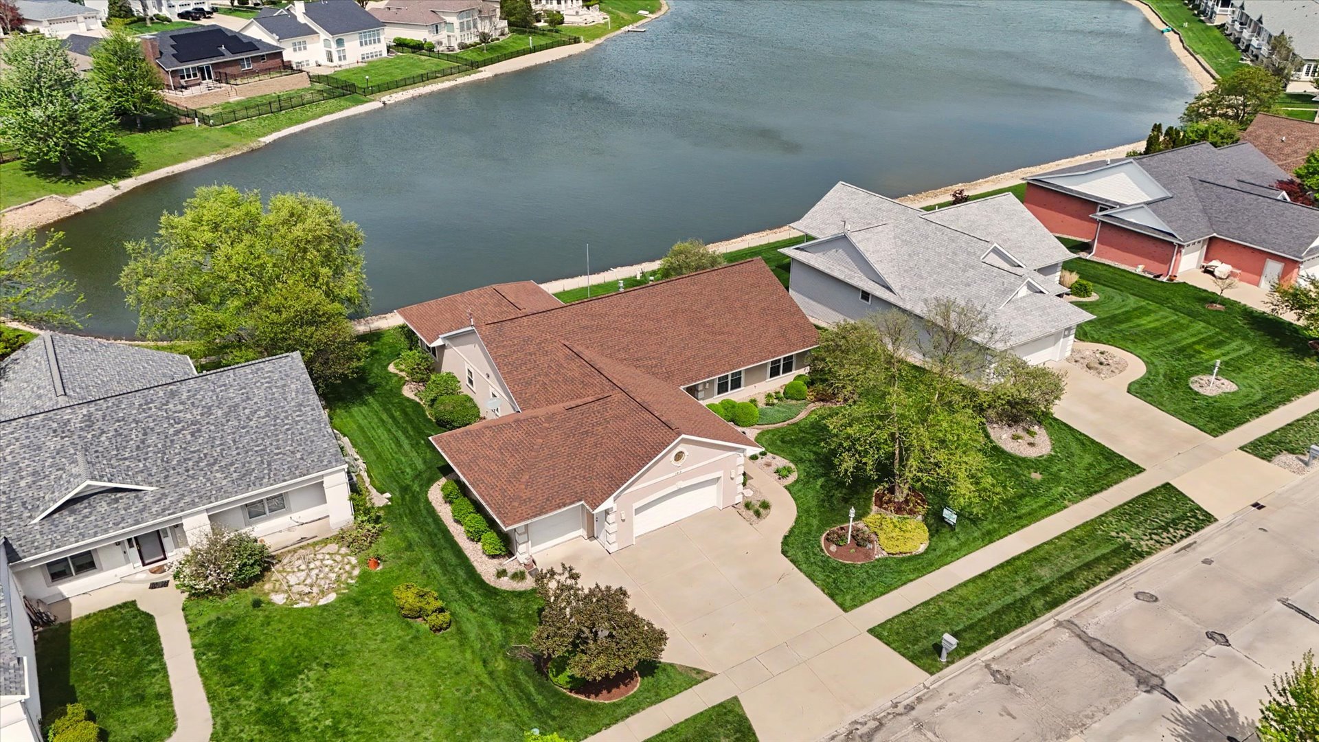 2910 Rutherford Drive Urbana, IL 61802 - Photo 3 of 62 an aerial view of a house with garden space and street view