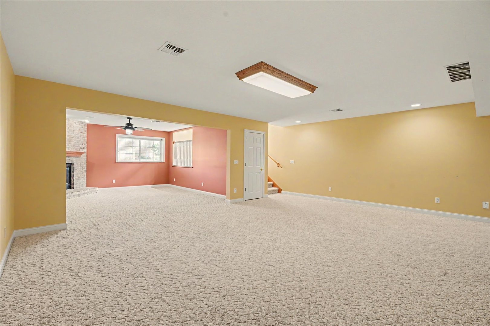 2910 Rutherford Drive Urbana, IL 61802 - Photo 35 of 62 a view of an empty room with window