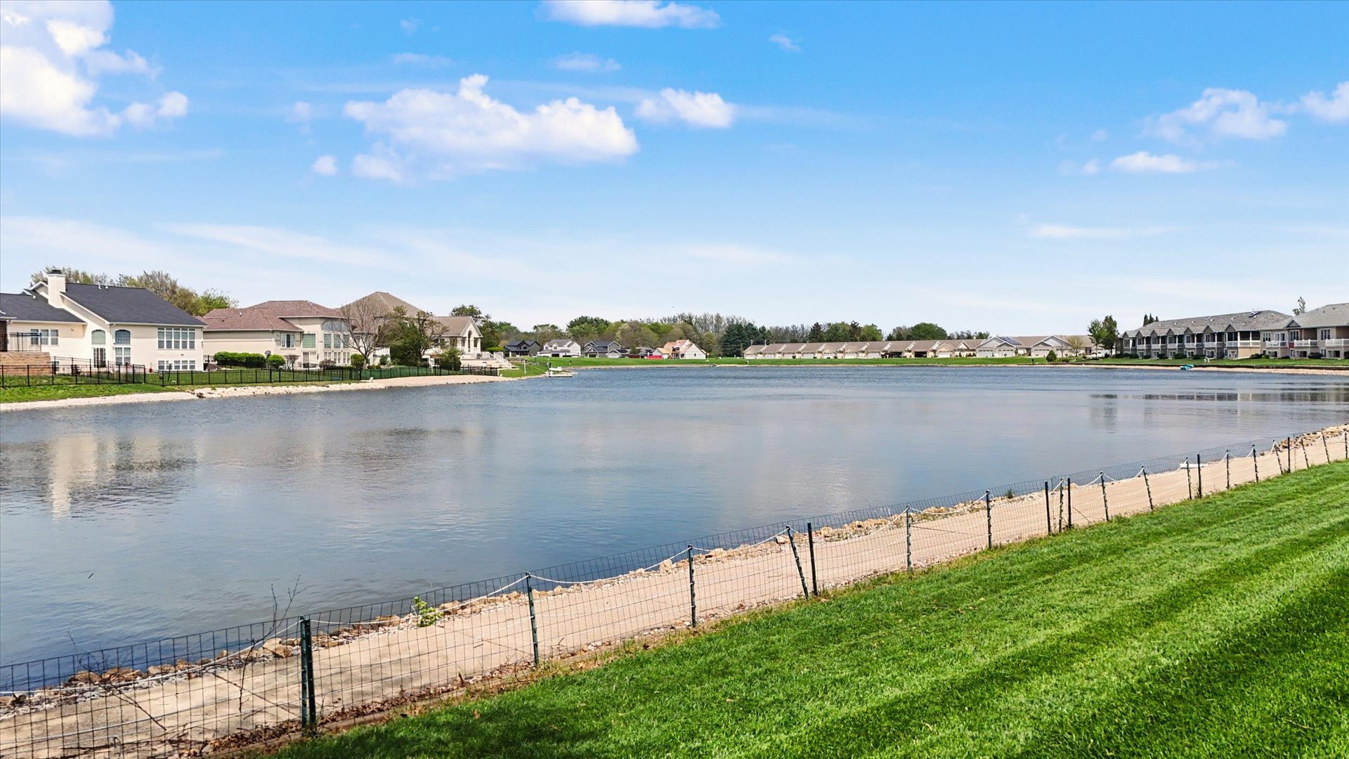 2910 Rutherford Drive Urbana, IL 61802 - Photo 60 of 62 a view of lake