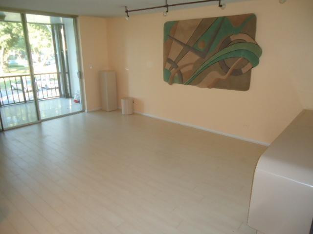 3660 Inverrary Drive, Unit 2F Lauderhill, FL 33319 - Photo 4 of 35 Photo 4