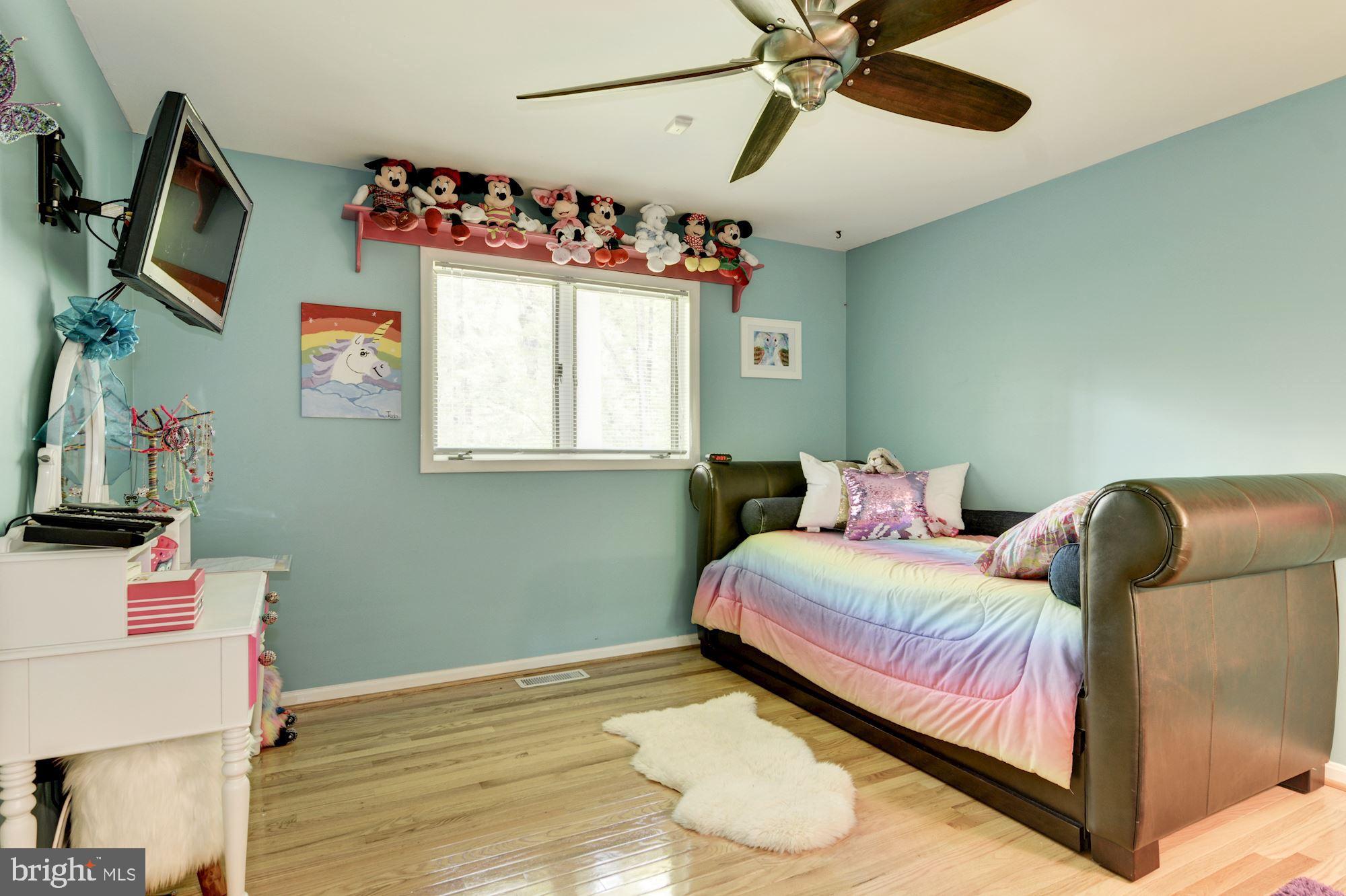 130 Claiborne Road Edgewater, MD 21037 - Photo 30 of 40 2nd Bedroom