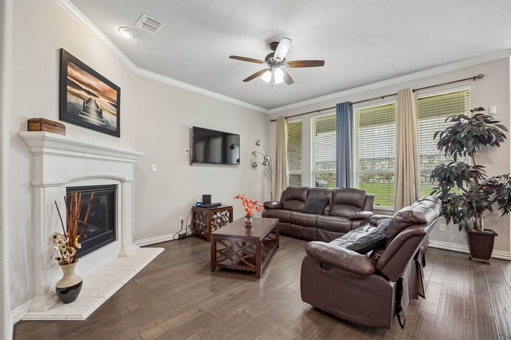 3935 Wind Cave Bend Irving, TX 75063 - Photo 5 of 26