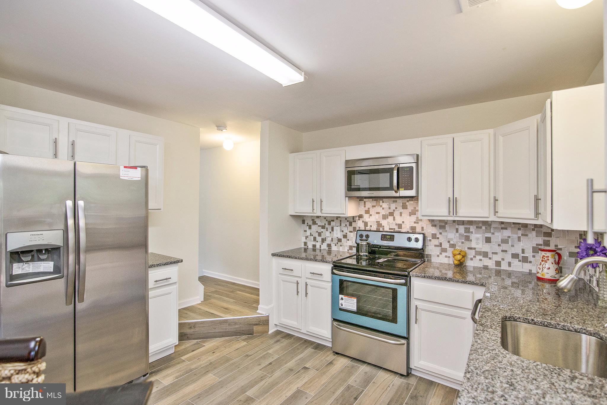 28 Spring Street Gaithersburg, MD 20877 - Photo 12 of 30 Kitchen
