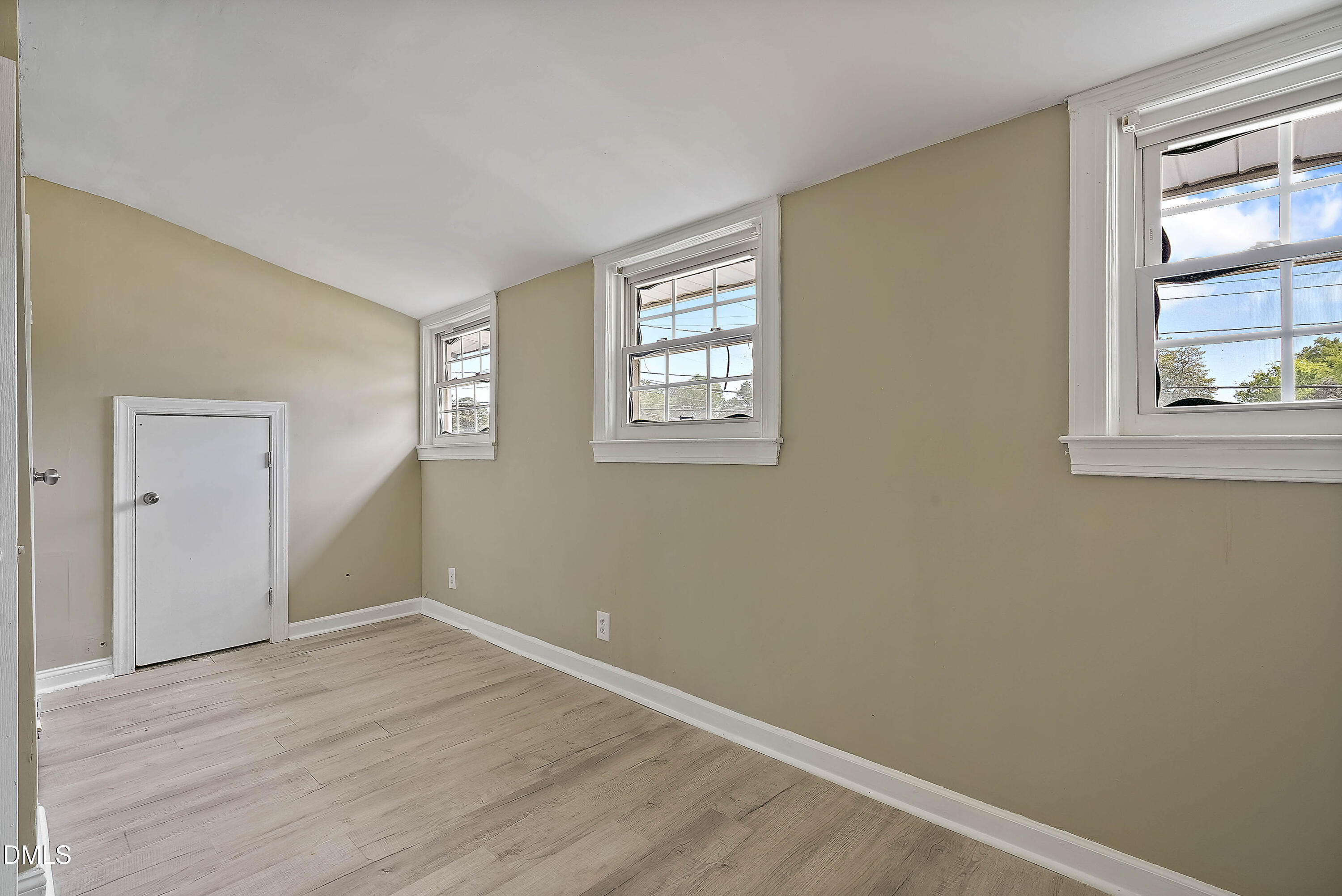 310 East E Street Erwin, NC 28339 - Photo 20 of 28 done20-15