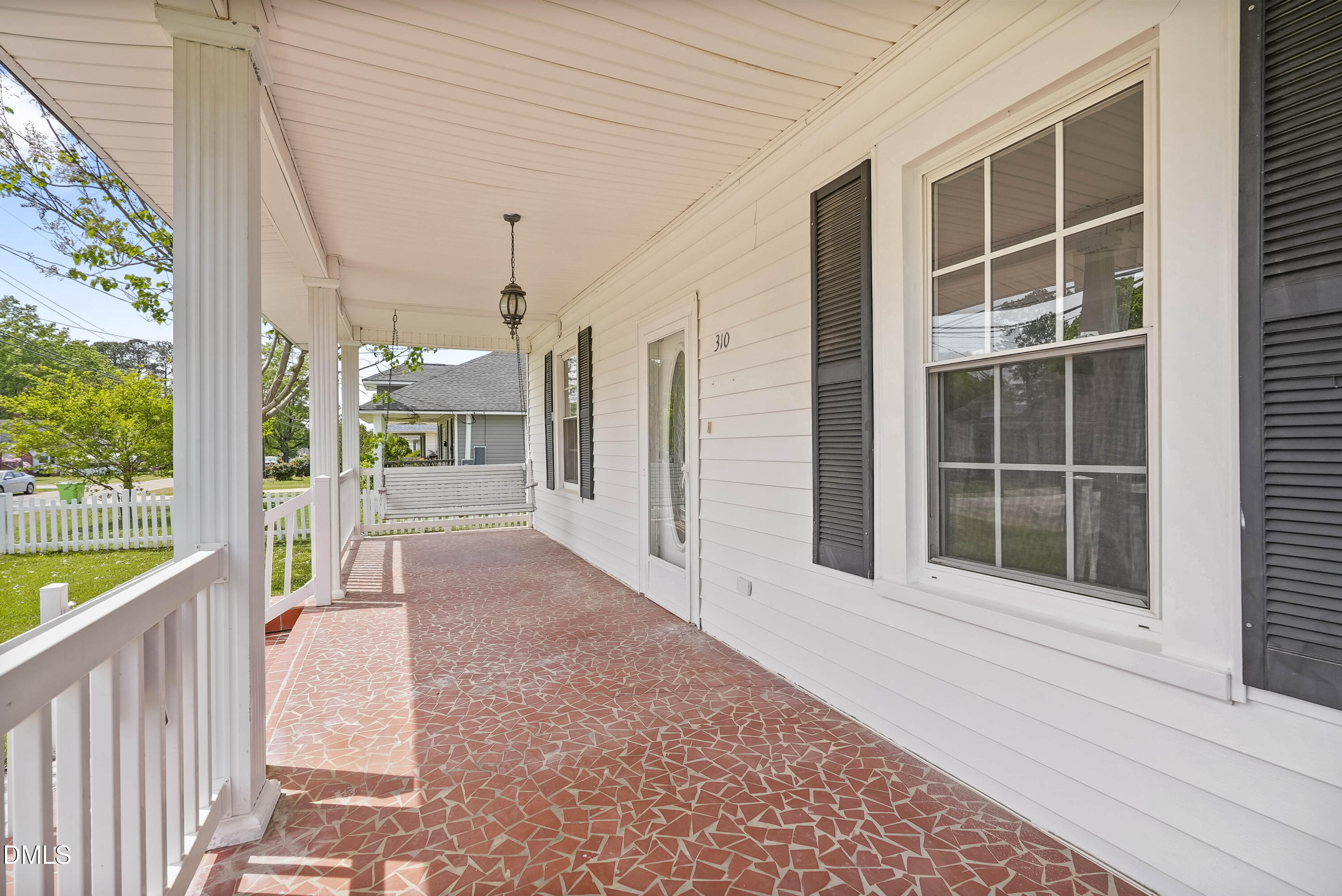 310 East E Street Erwin, NC 28339 - Photo 3 of 28 done20-2