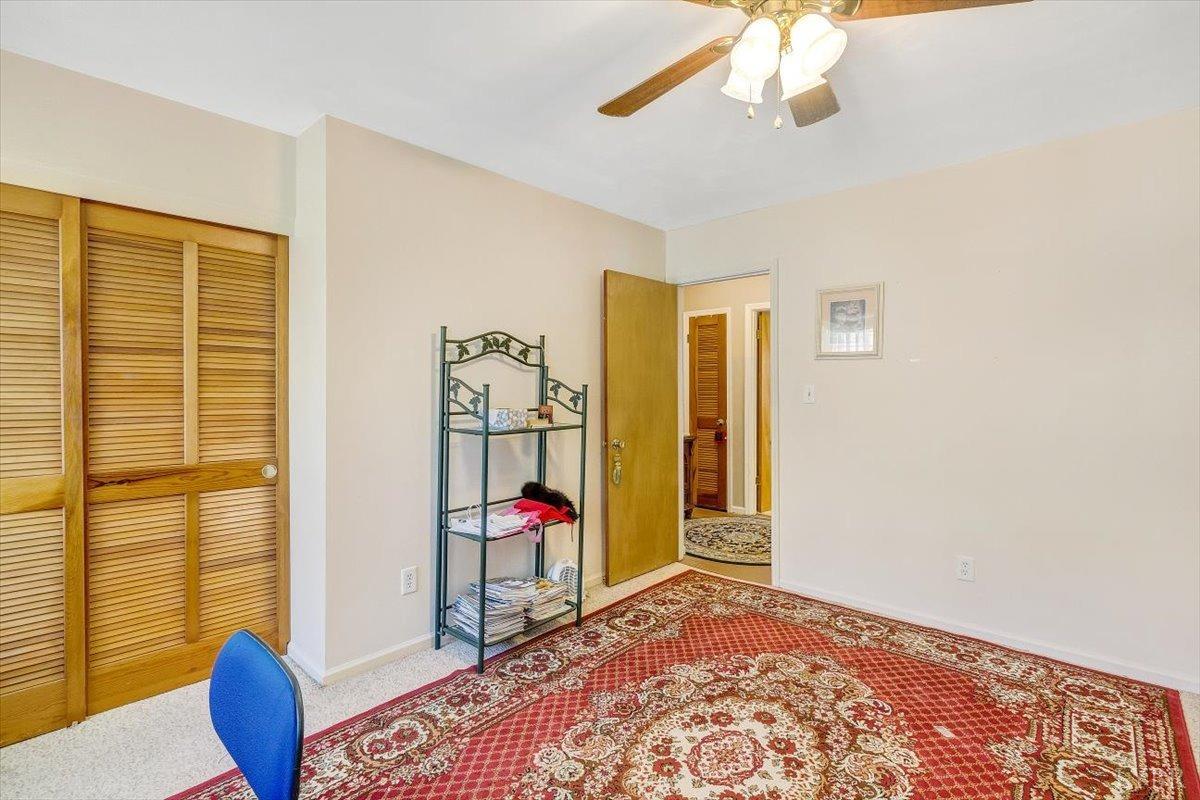 3101 Link Road, Unit 89 Lynchburg, VA 24503 - Photo 17 of 23 a view of a livingroom with furniture