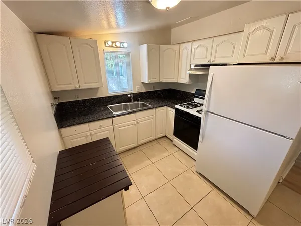 $1,395 | 1805 Moser Drive, Unit 1805, Henderson, NV 89011