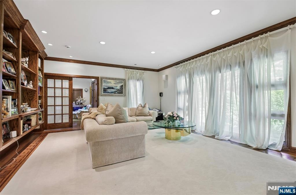 830 Shore Drive Butler, NJ 07405 - Photo 23 of 43