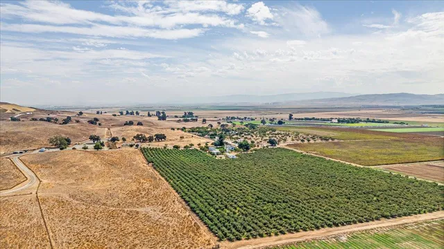 $2,500,000 | 4125 Prunedale Avenue, Gilroy, CA 95020