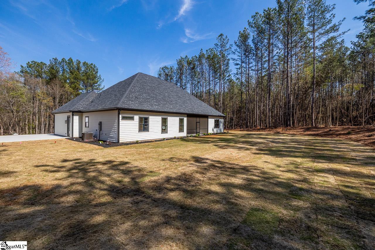 329 Thompson Road Taylors, SC 29687 - Photo 45 of 47 Gallery Image 45