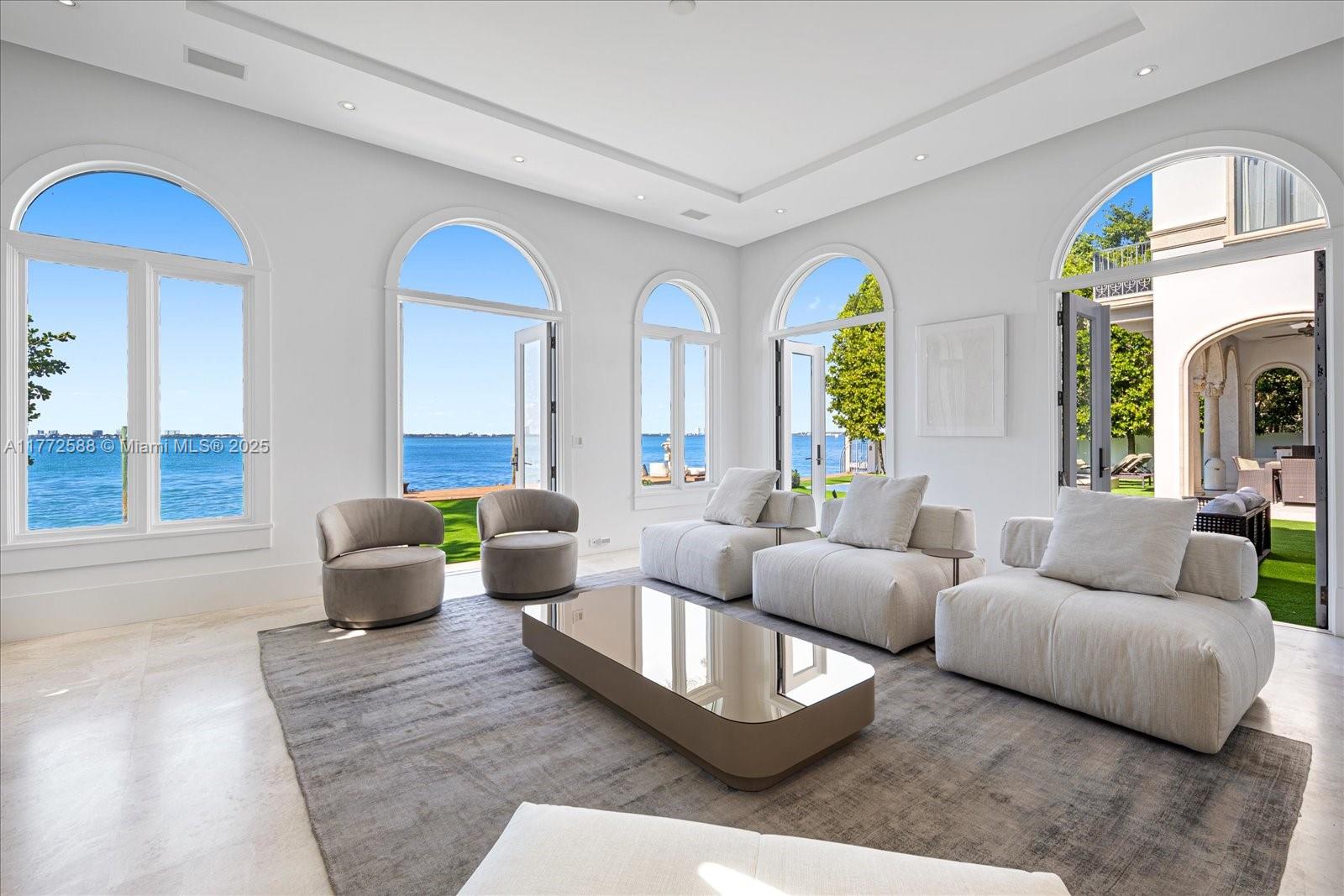 4340 North Bay Road Miami Beach, FL 33140 - Photo 12 of 61