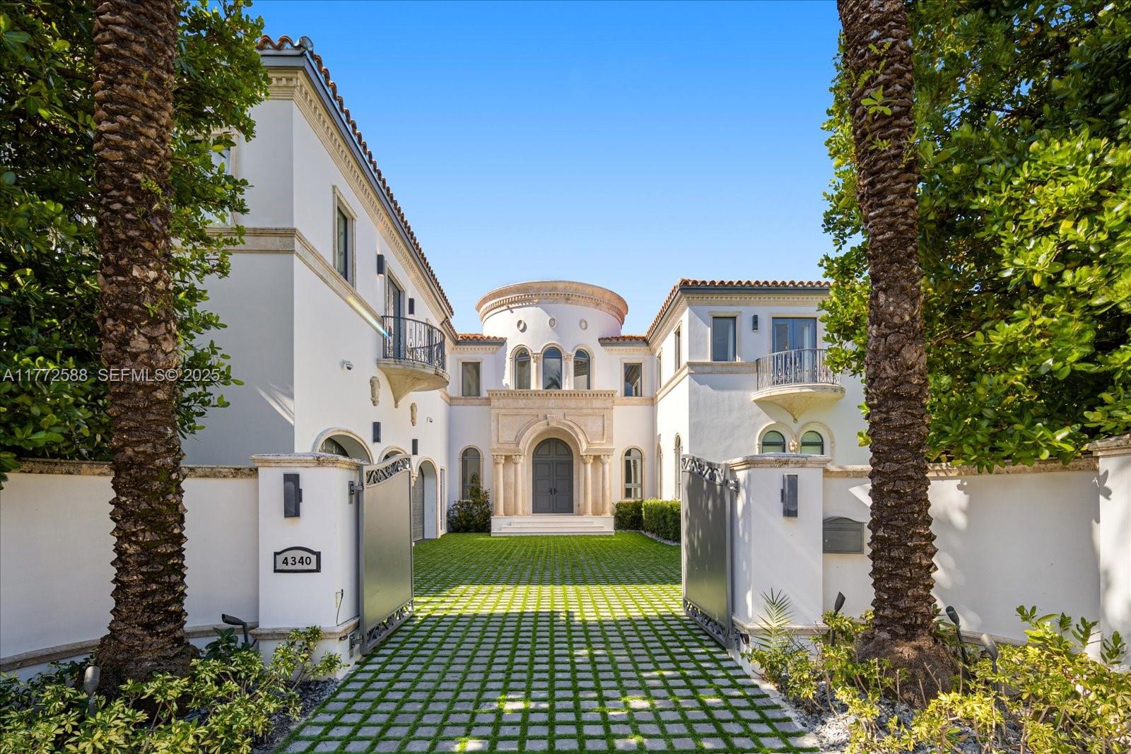 4340 North Bay Road Miami Beach, FL 33140 - Photo 2 of 61 Gallery Image 2