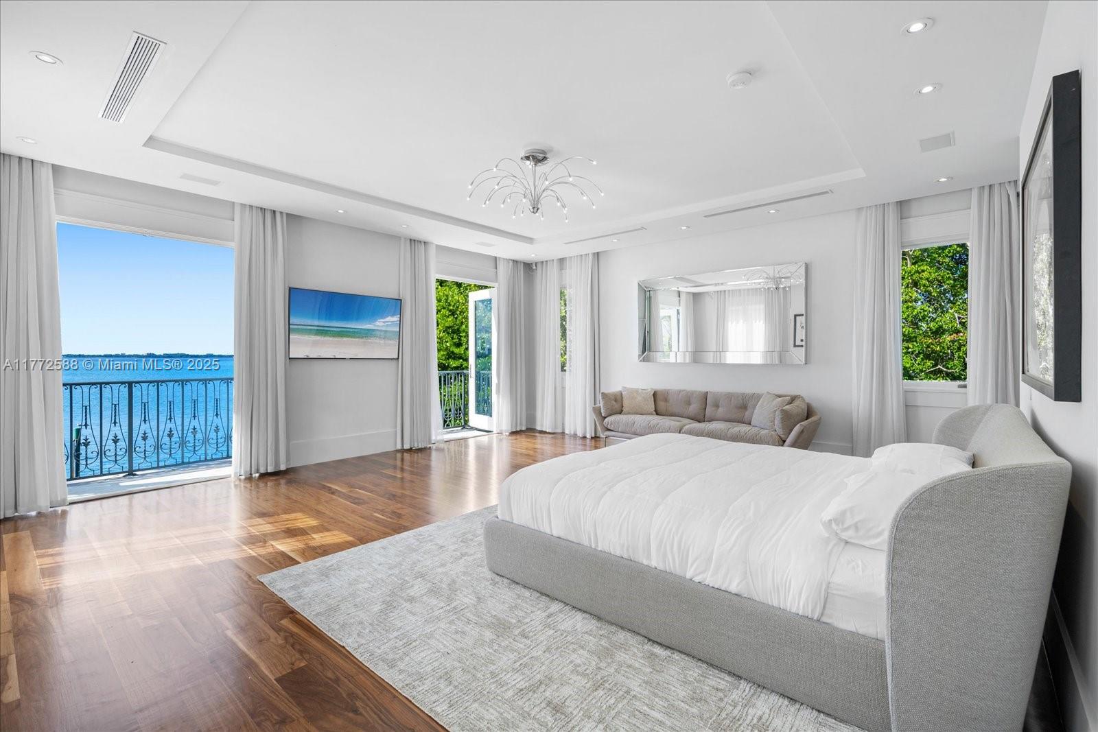 4340 North Bay Road Miami Beach, FL 33140 - Photo 26 of 61