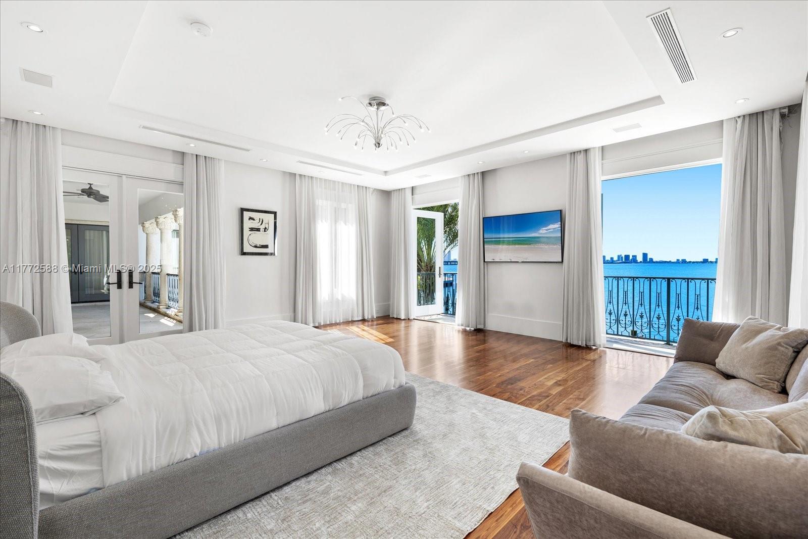 4340 North Bay Road Miami Beach, FL 33140 - Photo 27 of 61