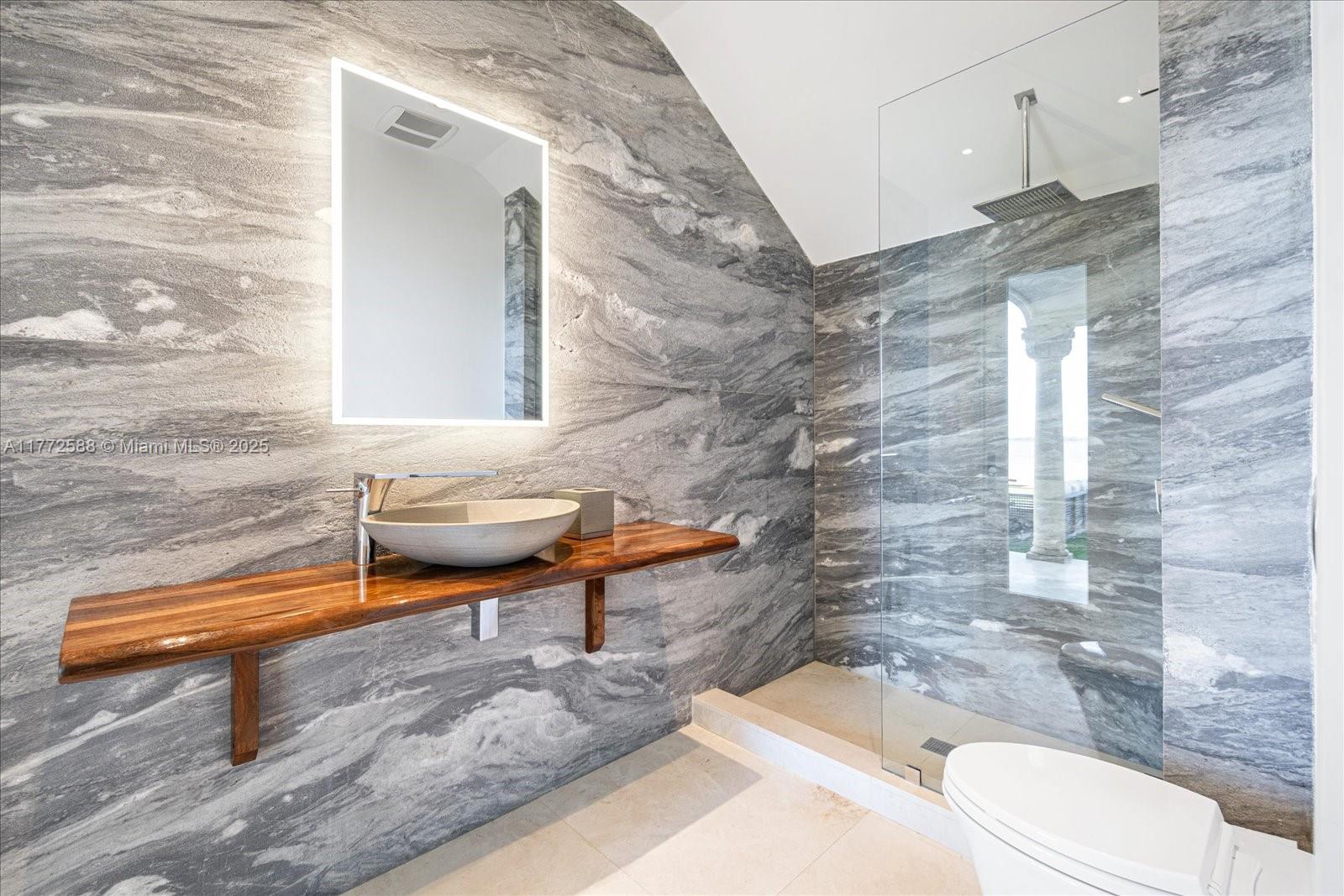 4340 North Bay Road Miami Beach, FL 33140 - Photo 37 of 61