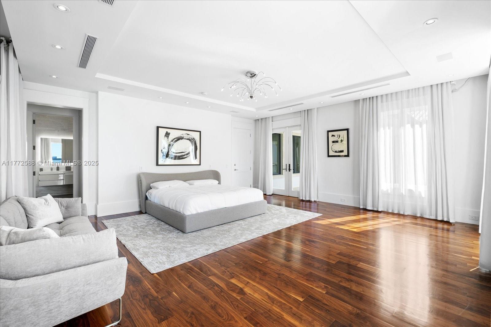 4340 North Bay Road Miami Beach, FL 33140 - Photo 44 of 61