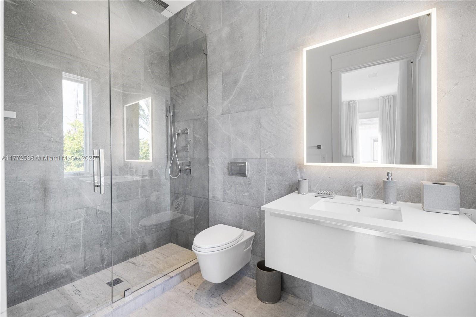 4340 North Bay Road Miami Beach, FL 33140 - Photo 47 of 61