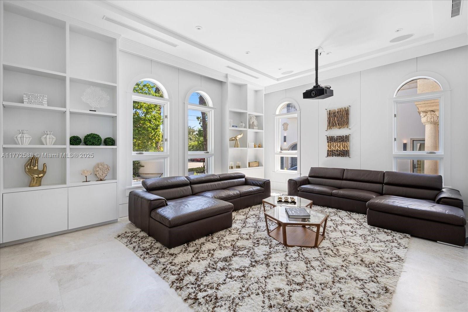 4340 North Bay Road Miami Beach, FL 33140 - Photo 9 of 61