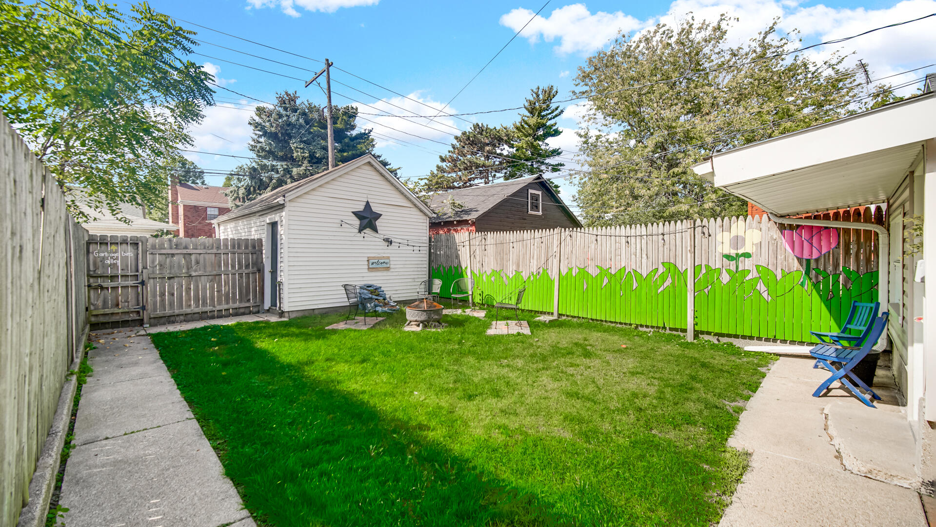 1422 Roberts Avenue Whiting, IN 46394 - Photo 27 of 29 a view of a house with backyard and a tree