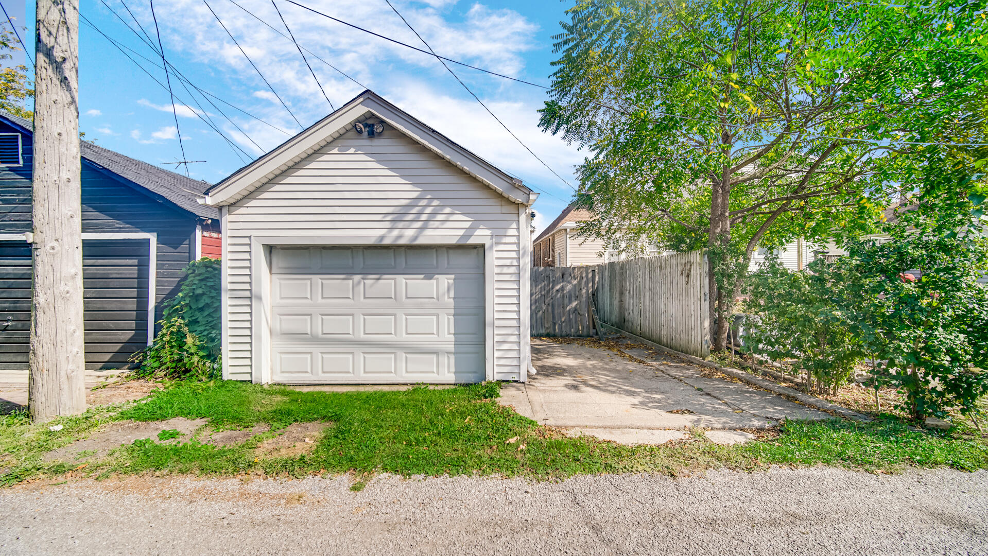 1422 Roberts Avenue Whiting, IN 46394 - Photo 29 of 29 a front view of a house with a garden