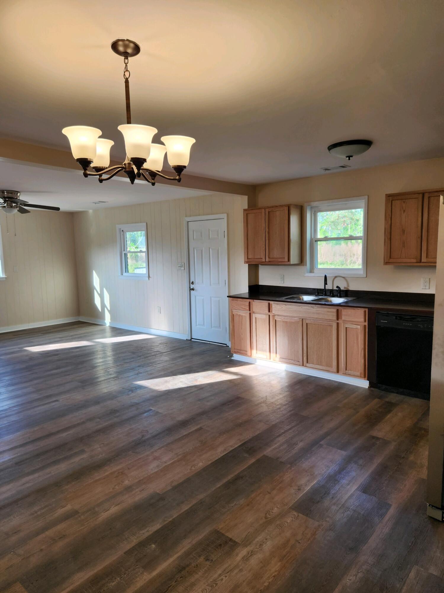 578 Wesley Grove Road Cottageville, SC 29435 - Photo 1 of 29 45DB89D1-5BE8-464D-8DF1-ACC76998200E