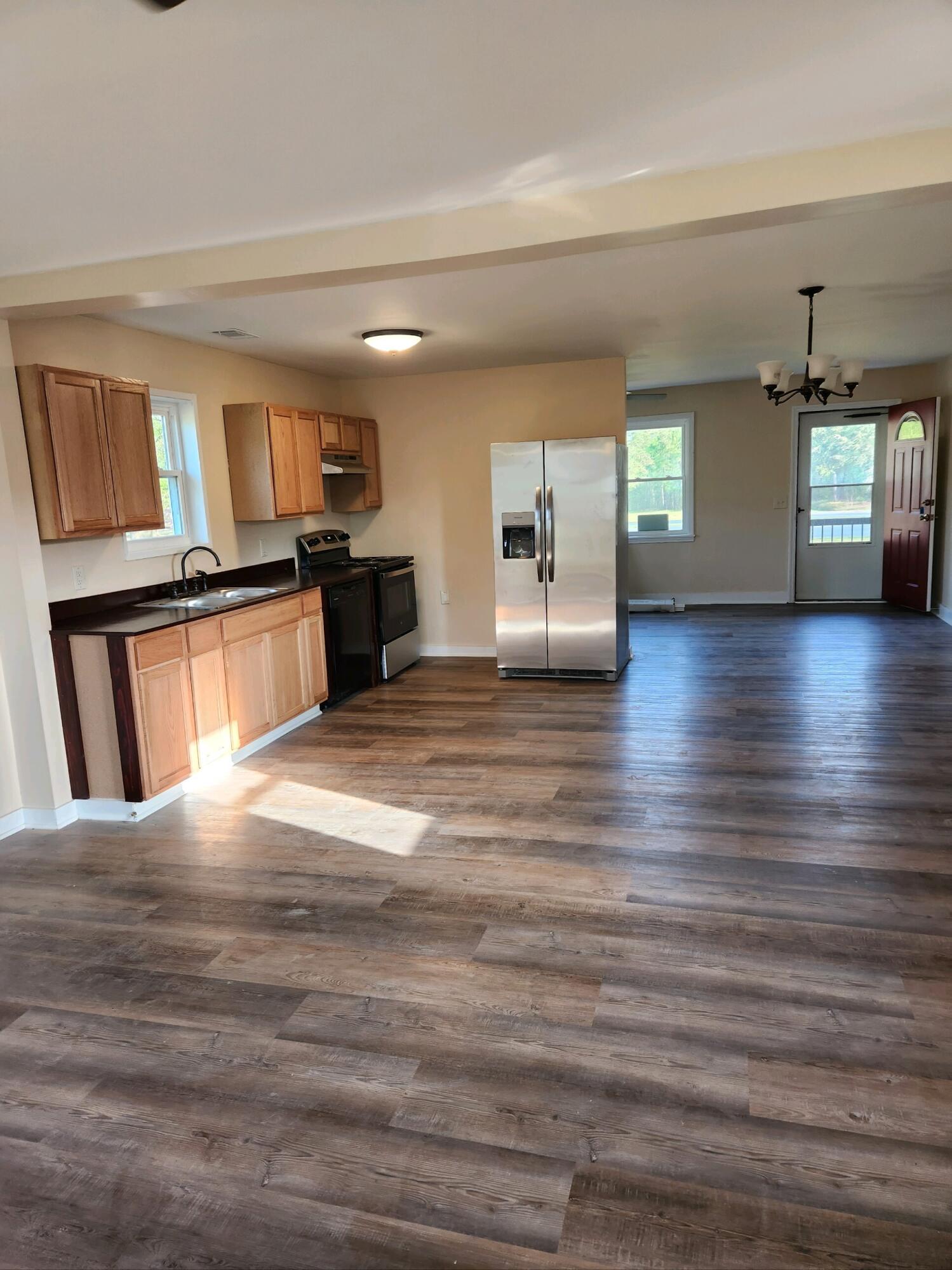 578 Wesley Grove Road Cottageville, SC 29435 - Photo 8 of 29 A026C9FA-4ECB-45B8-8ABA-B33EE5314EF6