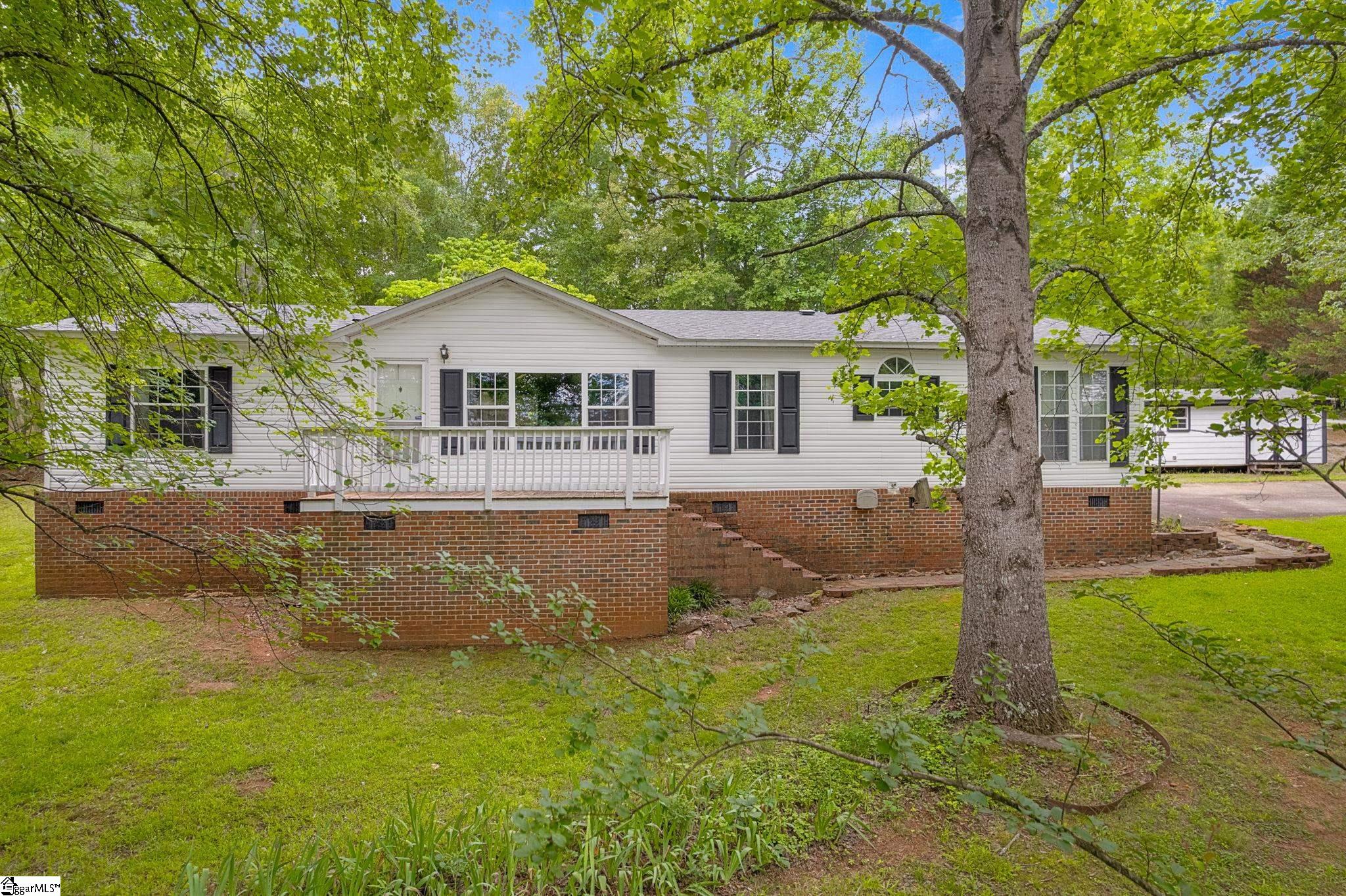 107 Lost Farm Road Liberty, SC 29657 - Photo 2 of 36
