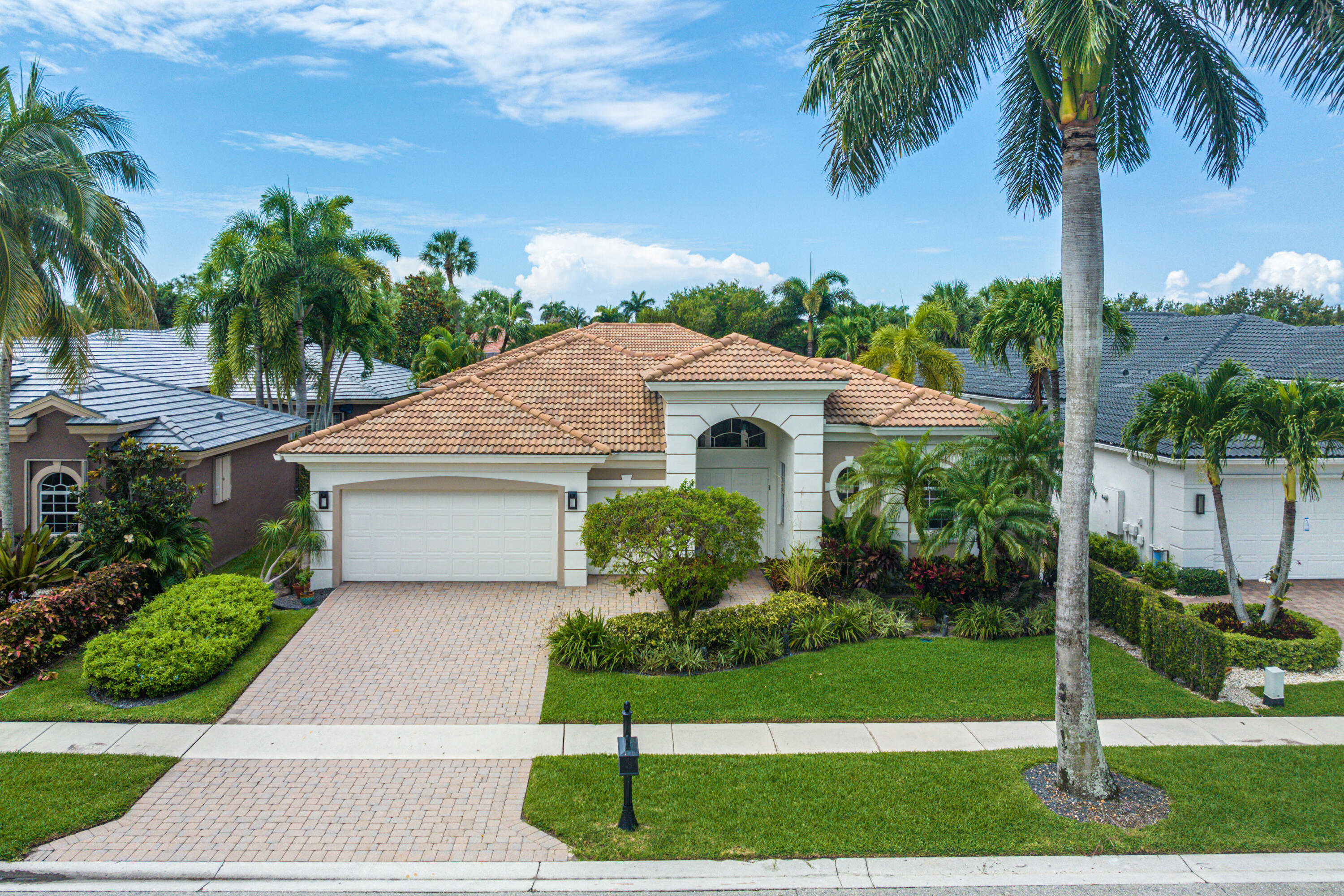 16396 Braeburn Ridge Trail Delray Beach, FL 33446 - Photo 1 of 94 039-16396BraeburnRidgeTrail-DelrayBeach-