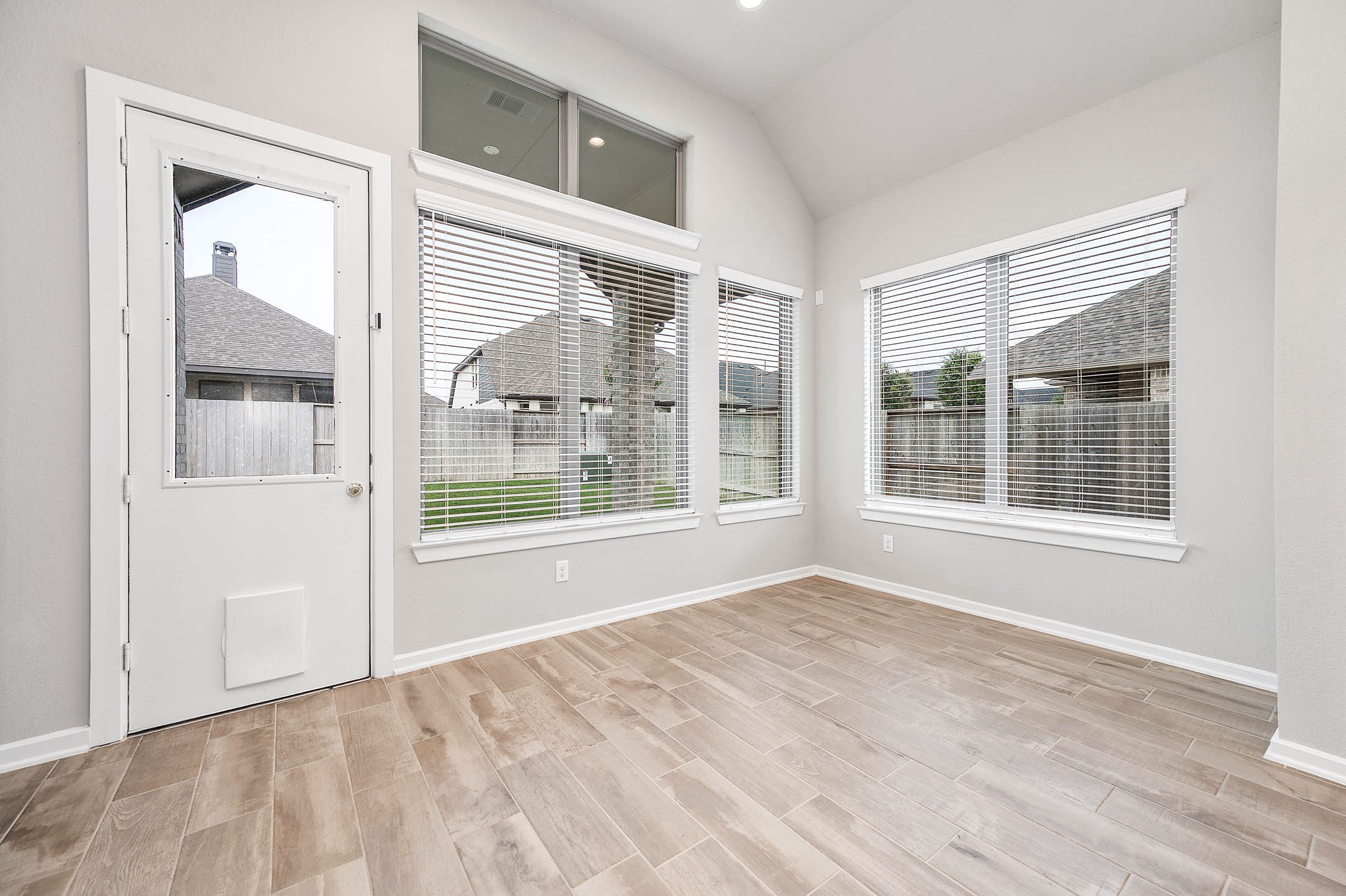 5007 Country Mdws Trail Rosharon, TX 77583 - Photo 15 of 29