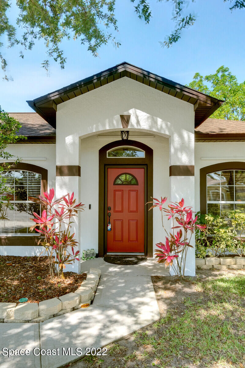 1936 Blue Ridge Avenue Melbourne, FL 32935 - Photo 10 of 35 a front view of house with yard