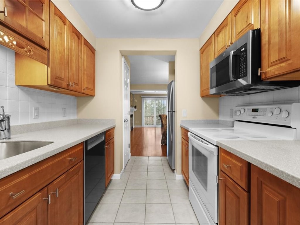 3 Cove Road, Unit 3 Hubbardston, MA 01452 - Photo 15 of 42