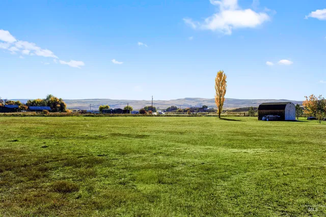 $285,000 | 2156 Old Highway, Midvale, ID 83645