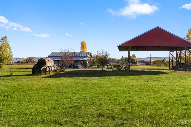 $285,000 | 2156 Old Highway, Midvale, ID 83645