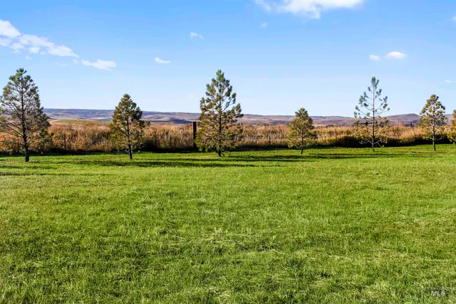 $285,000 | 2156 Old Highway, Midvale, ID 83645