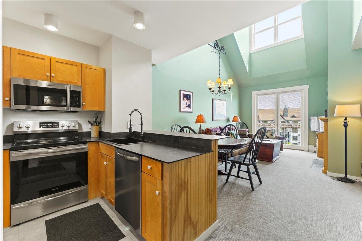 761 Stratton Mountain Road, Unit 427 Stratton, VT 05155 - Photo 13 of 17