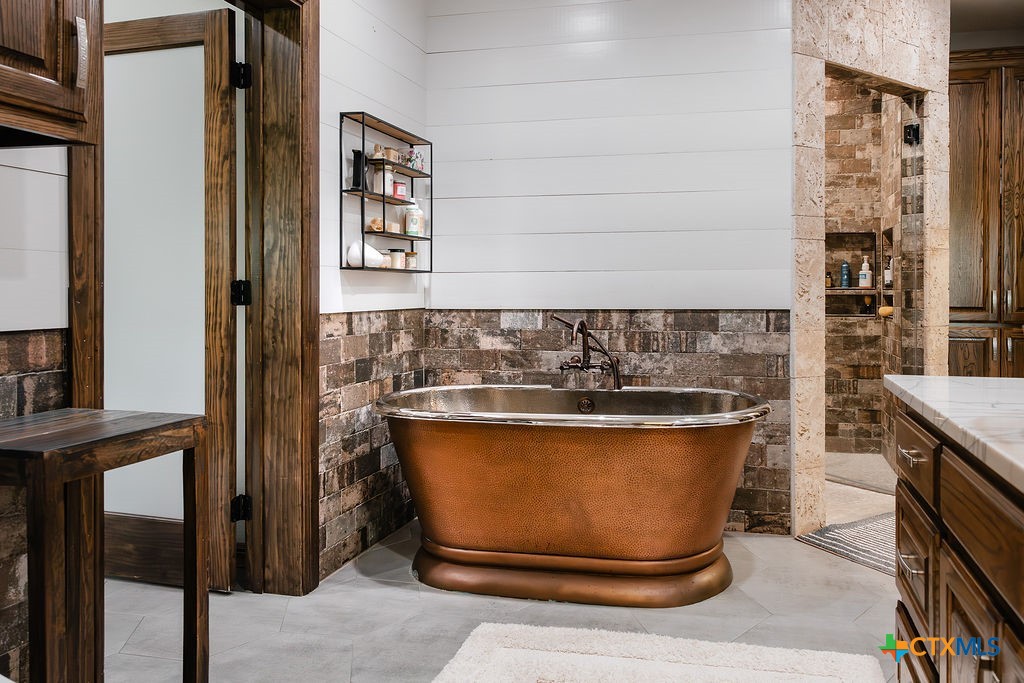 436 Jentry Road Inez, TX 77968 - Photo 12 of 42