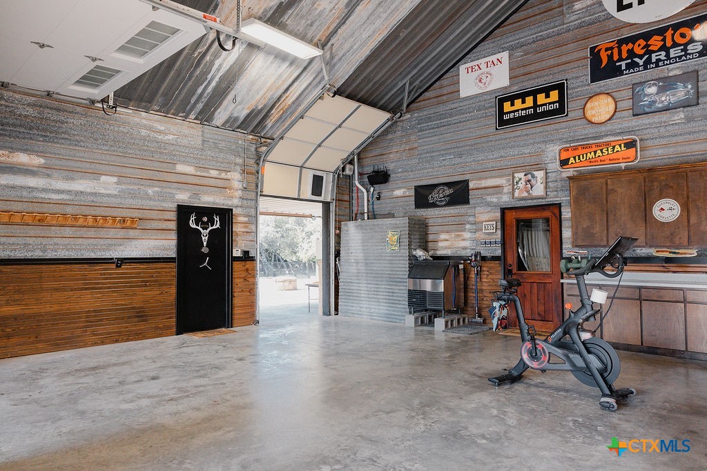 436 Jentry Road Inez, TX 77968 - Photo 29 of 42 a view of a studio with wooden floor