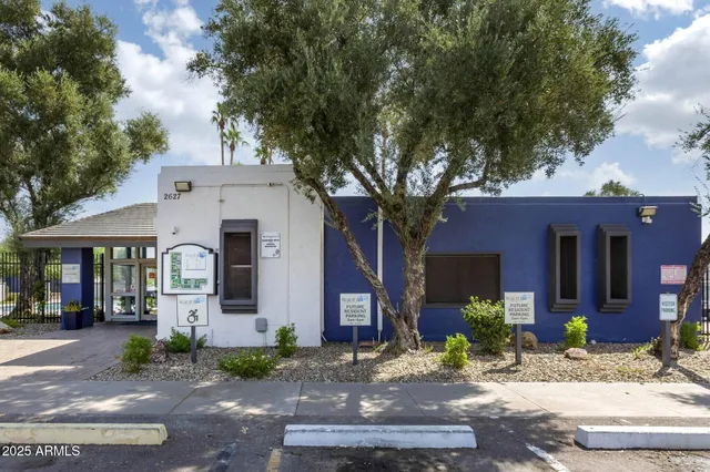 $1,175 | 2627 North 45th Avenue, Unit 2P, Phoenix, AZ 85035