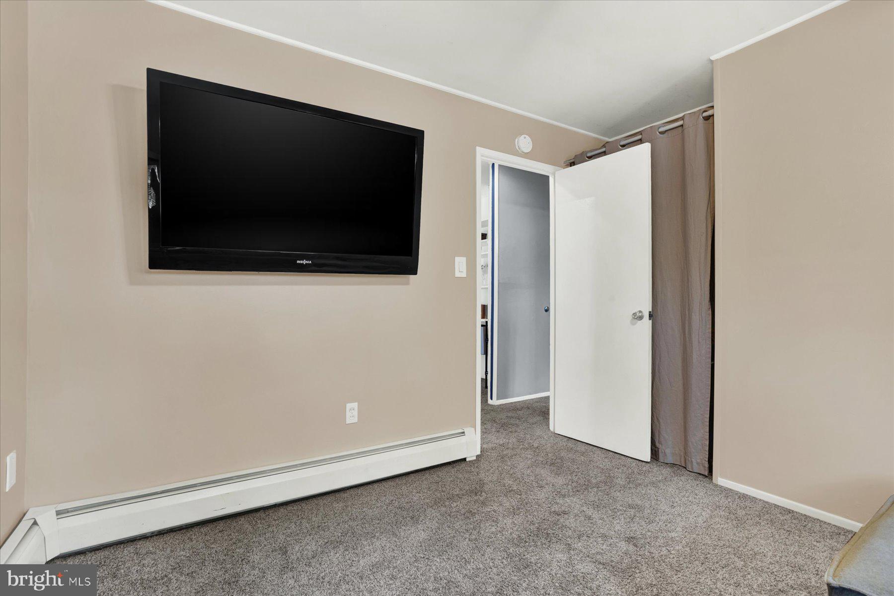 38 Gun Road Levittown, PA 19057 - Photo 14 of 23