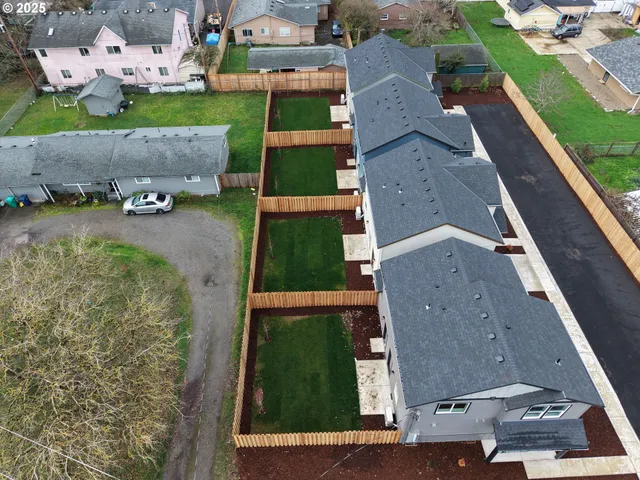 $399,900 | 14718 Southeast Powell Boulevard, Portland, OR 97236