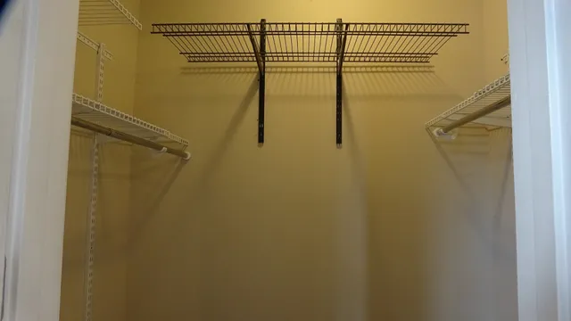 a view of a walk in closet