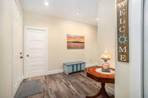 $817,900 | 805 West Loomis Street, Ludington, MI 49431