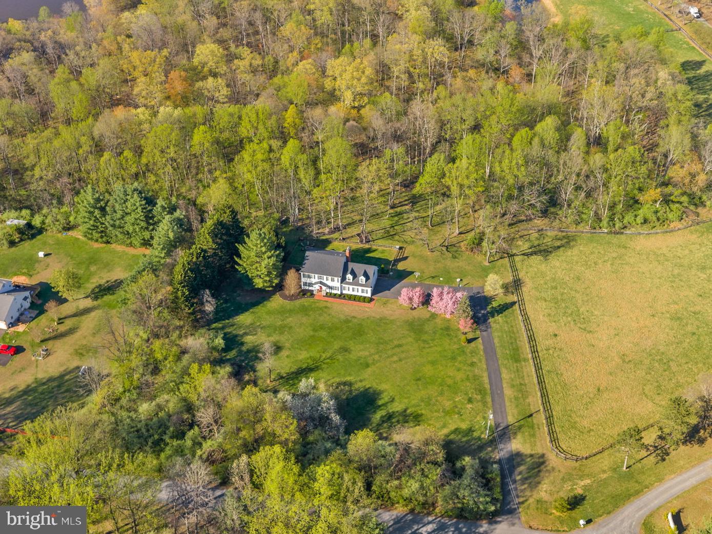 43464 Evans Pond Road Leesburg, VA 20176 - Photo 4 of 83