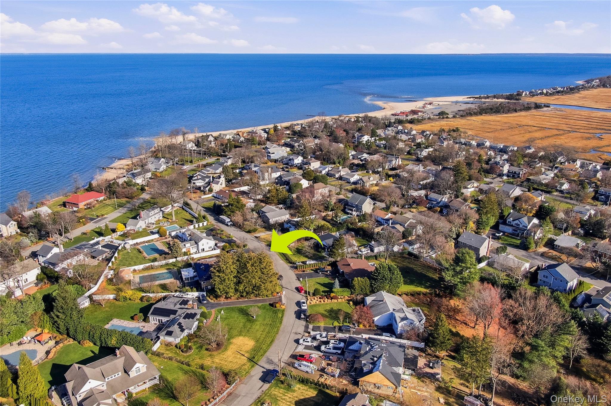 10 Hewitt Drive Northport, NY 11768 - Photo 2 of 48