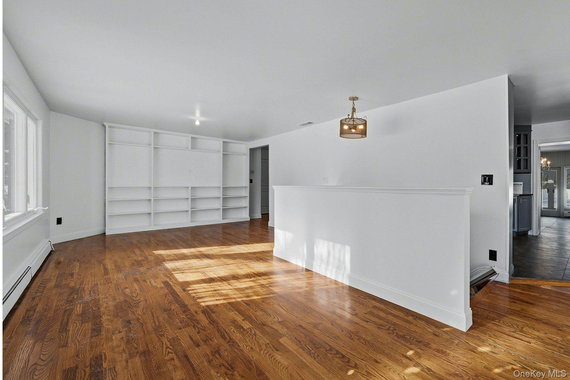 10 Hewitt Drive Northport, NY 11768 - Photo 31 of 48