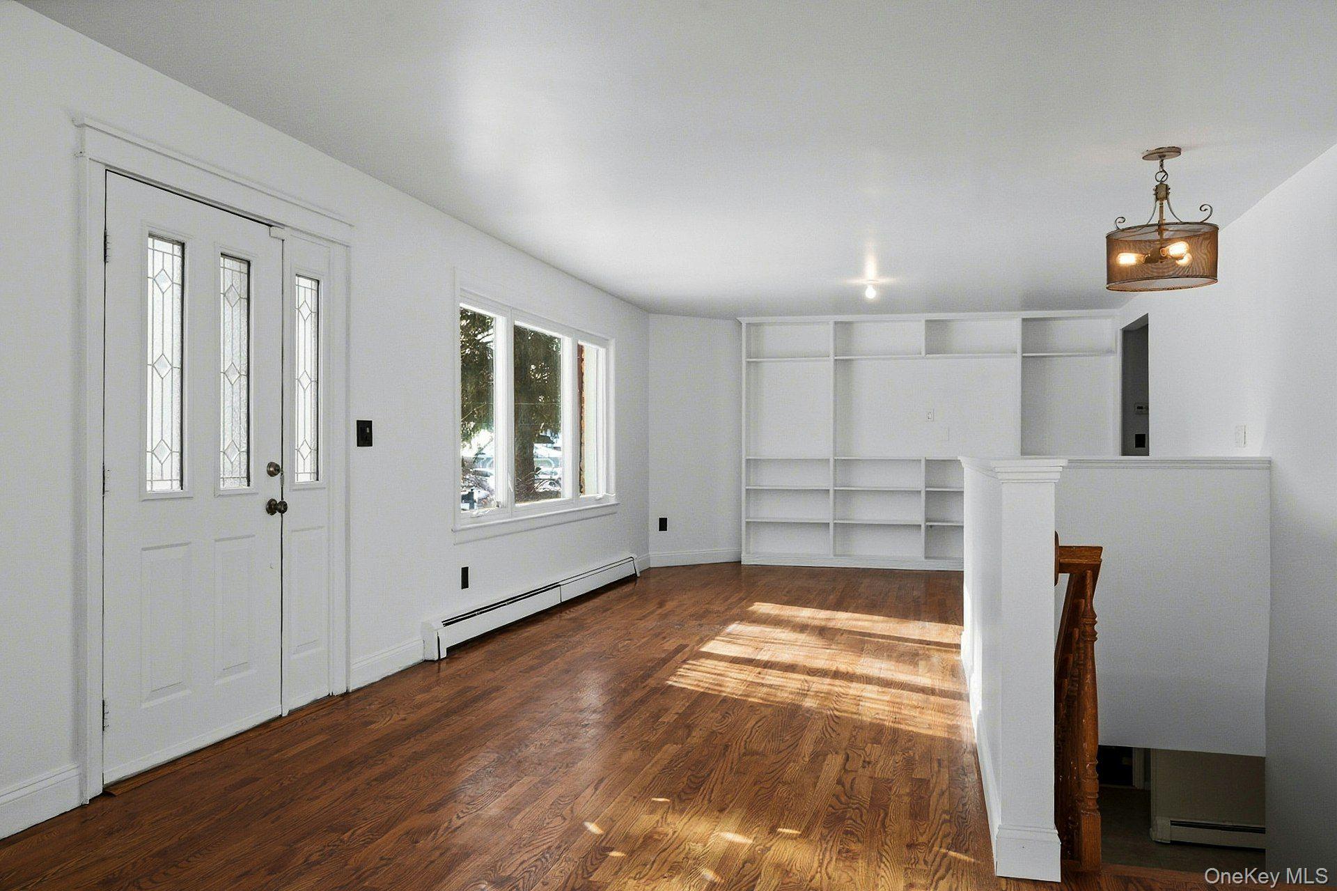 10 Hewitt Drive Northport, NY 11768 - Photo 32 of 48