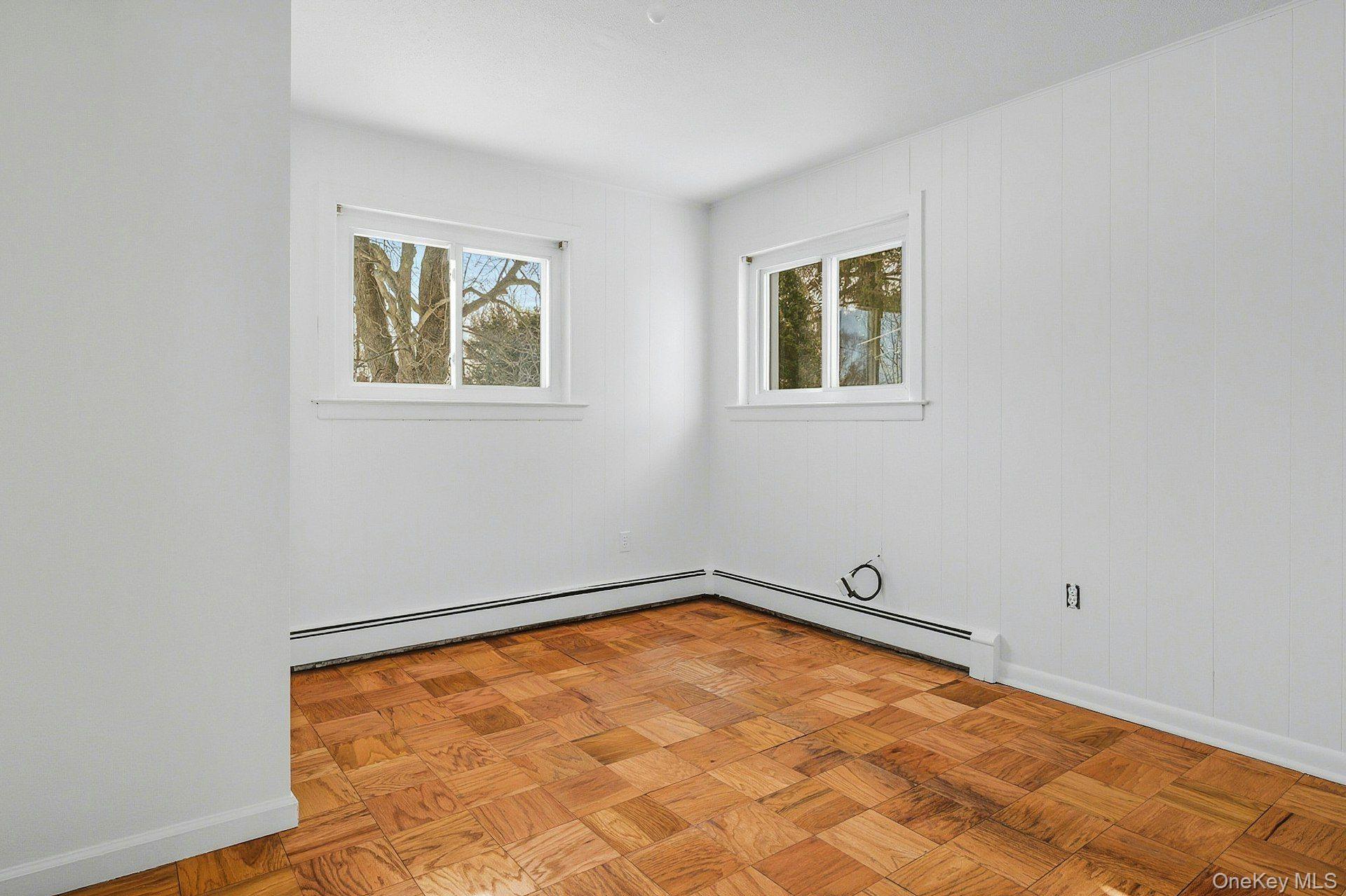 10 Hewitt Drive Northport, NY 11768 - Photo 42 of 48