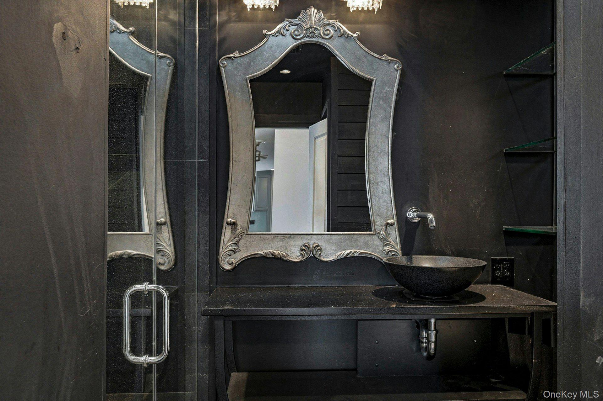 10 Hewitt Drive Northport, NY 11768 - Photo 43 of 48