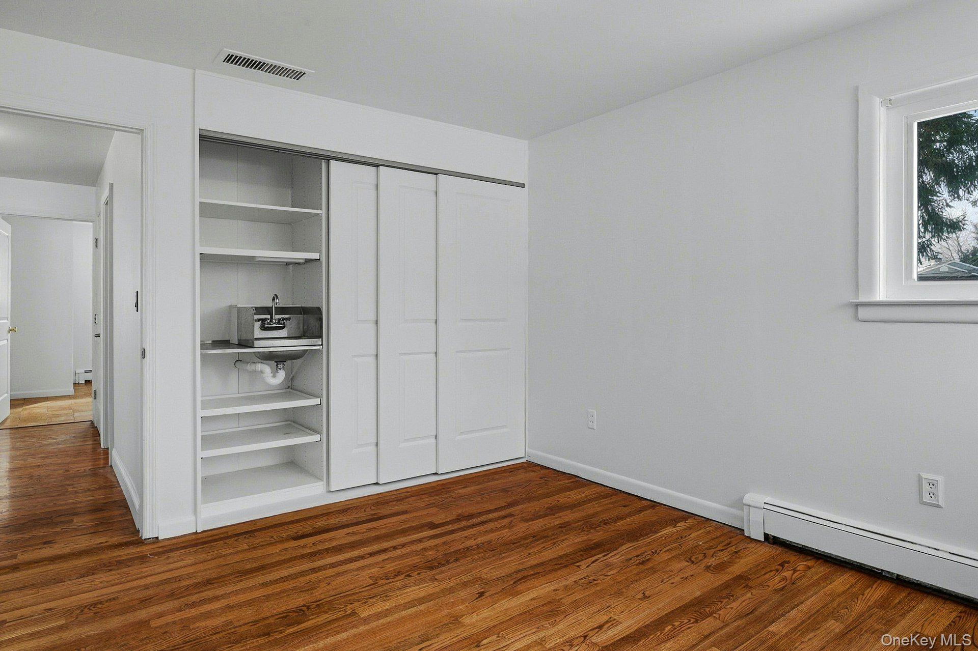 10 Hewitt Drive Northport, NY 11768 - Photo 46 of 48