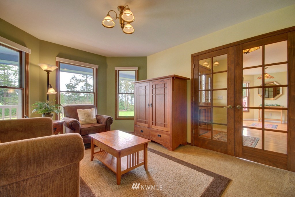 1362 Arnold Road Oak Harbor, WA 98277 - Photo 6 of 15 Gallery Image 6